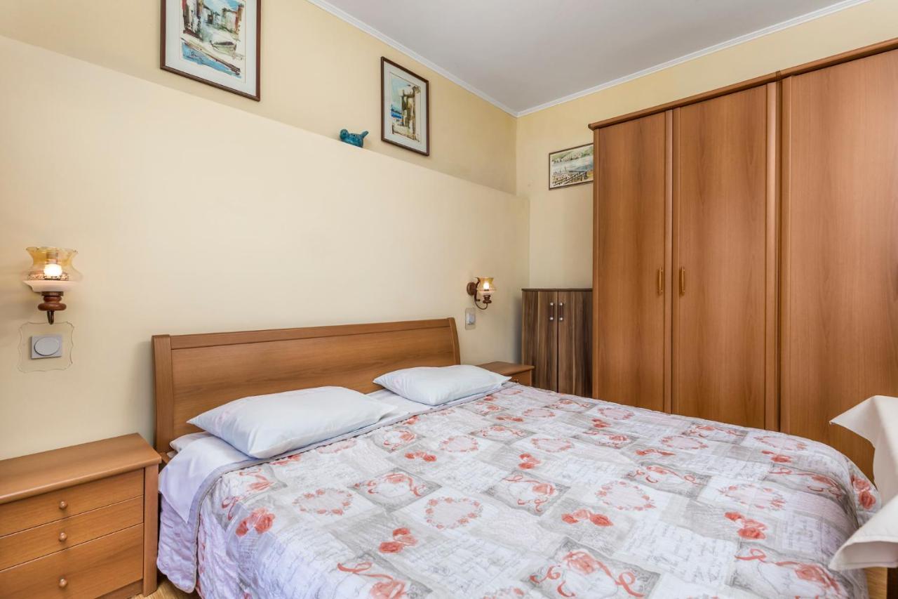 Rina Appartement *